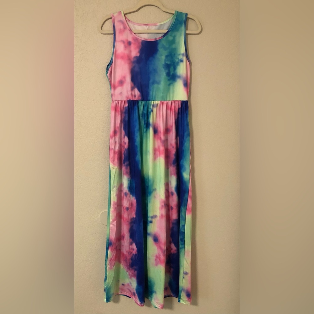 Tie dye maxi dress with pockets